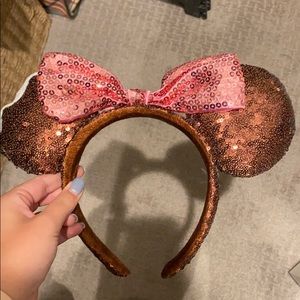 Ice cream minnie ears!